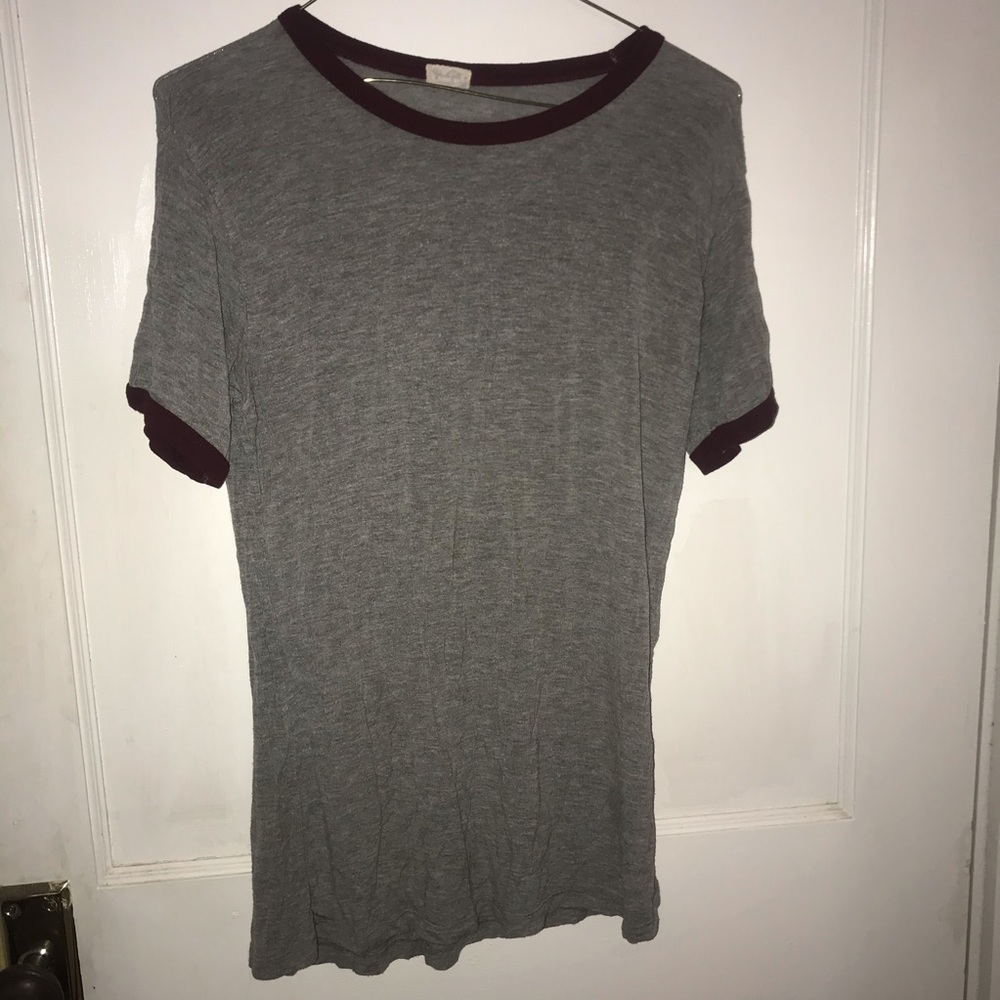Brandy Melville gray tee shirt light weight soft